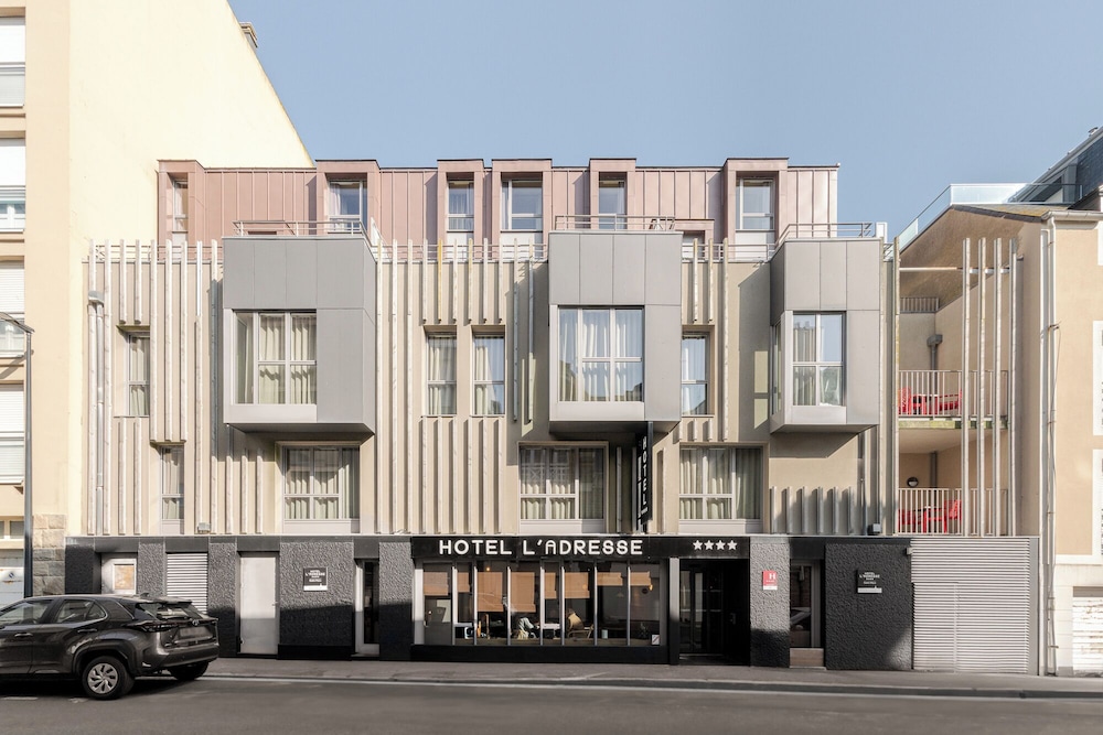 L Adresse 60/61