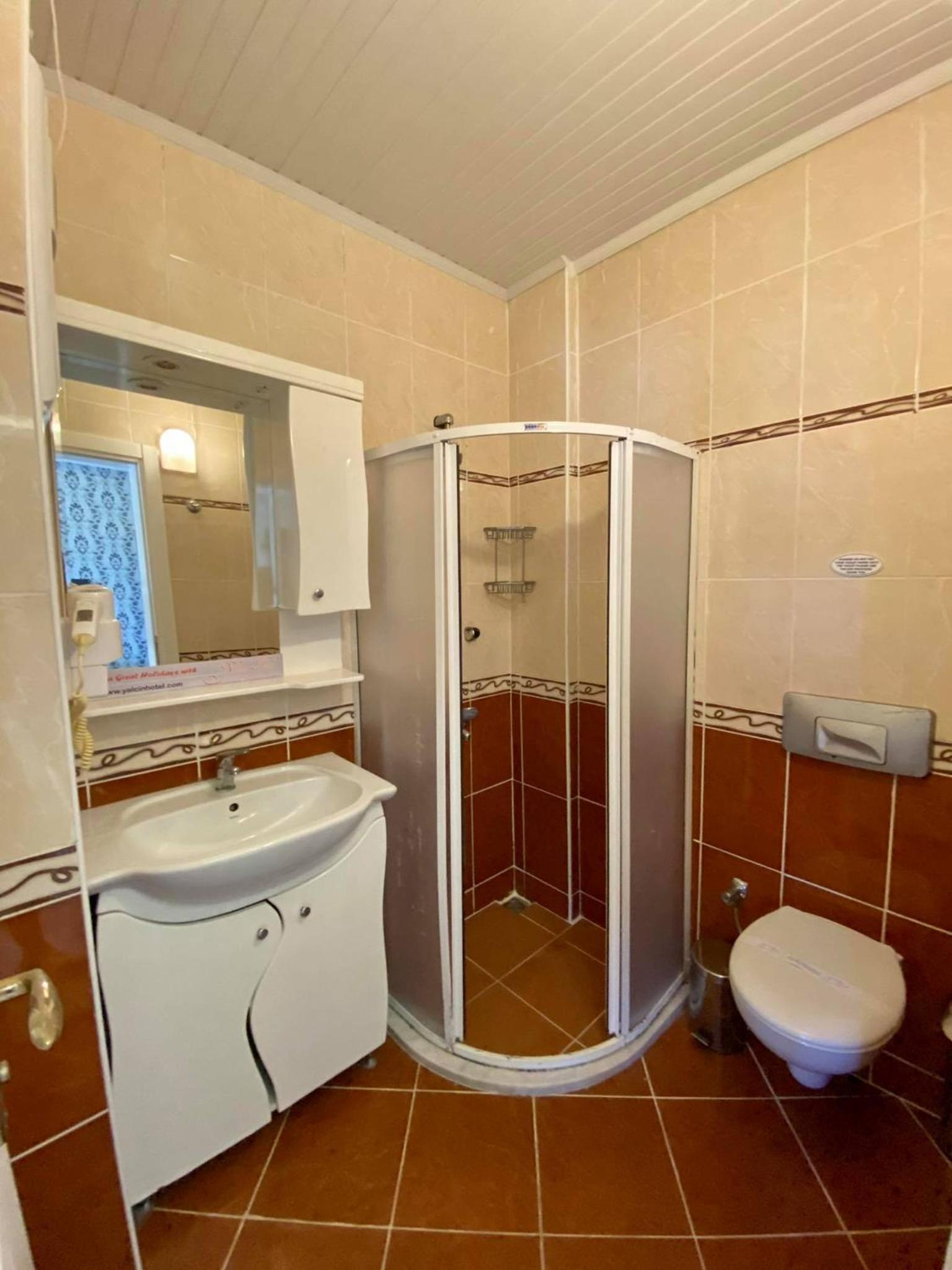Erkan Tumen Yalcin Hotel 49/50