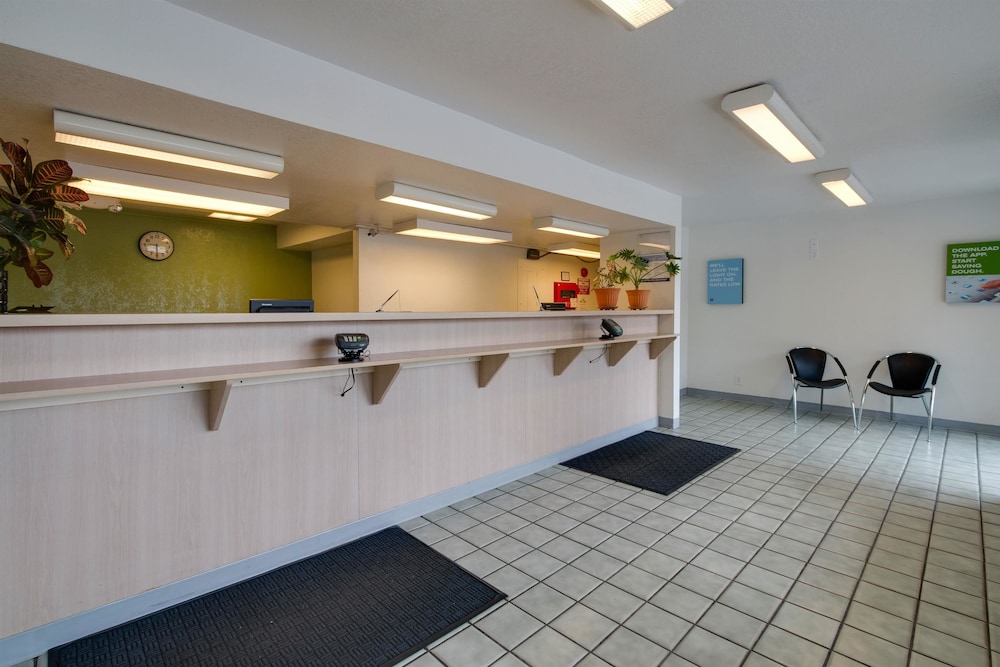 Motel6 Kissimmee, FL - Orlando 15/64