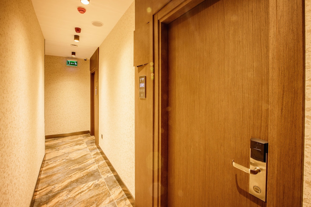 Life Point Hotel 42/67