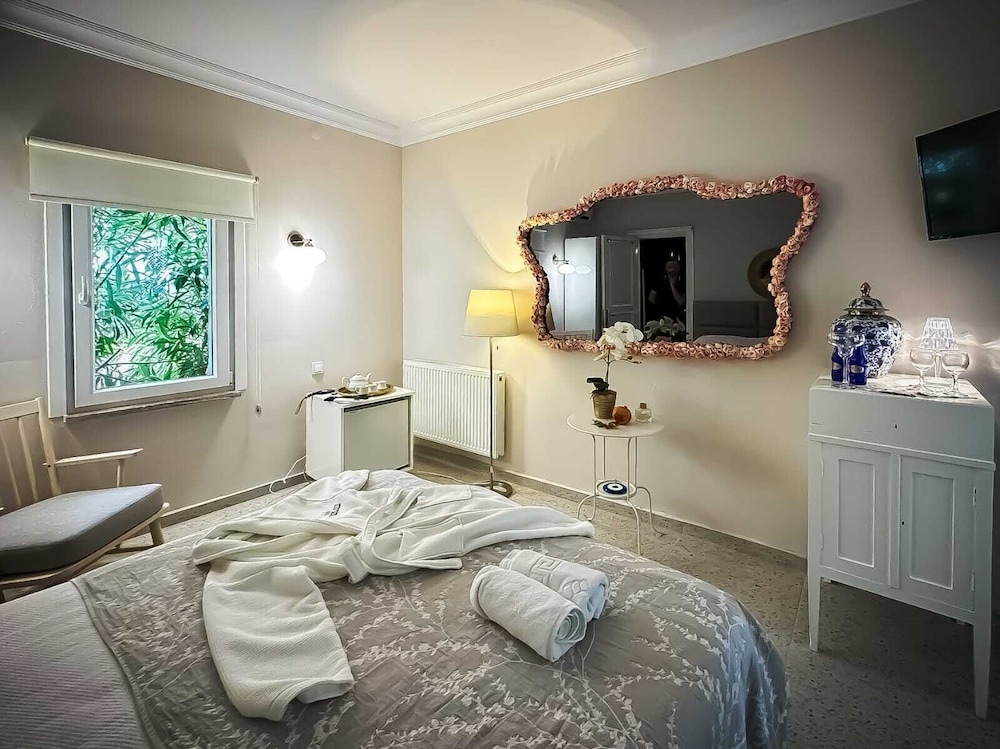 White Palace Otel 24/50