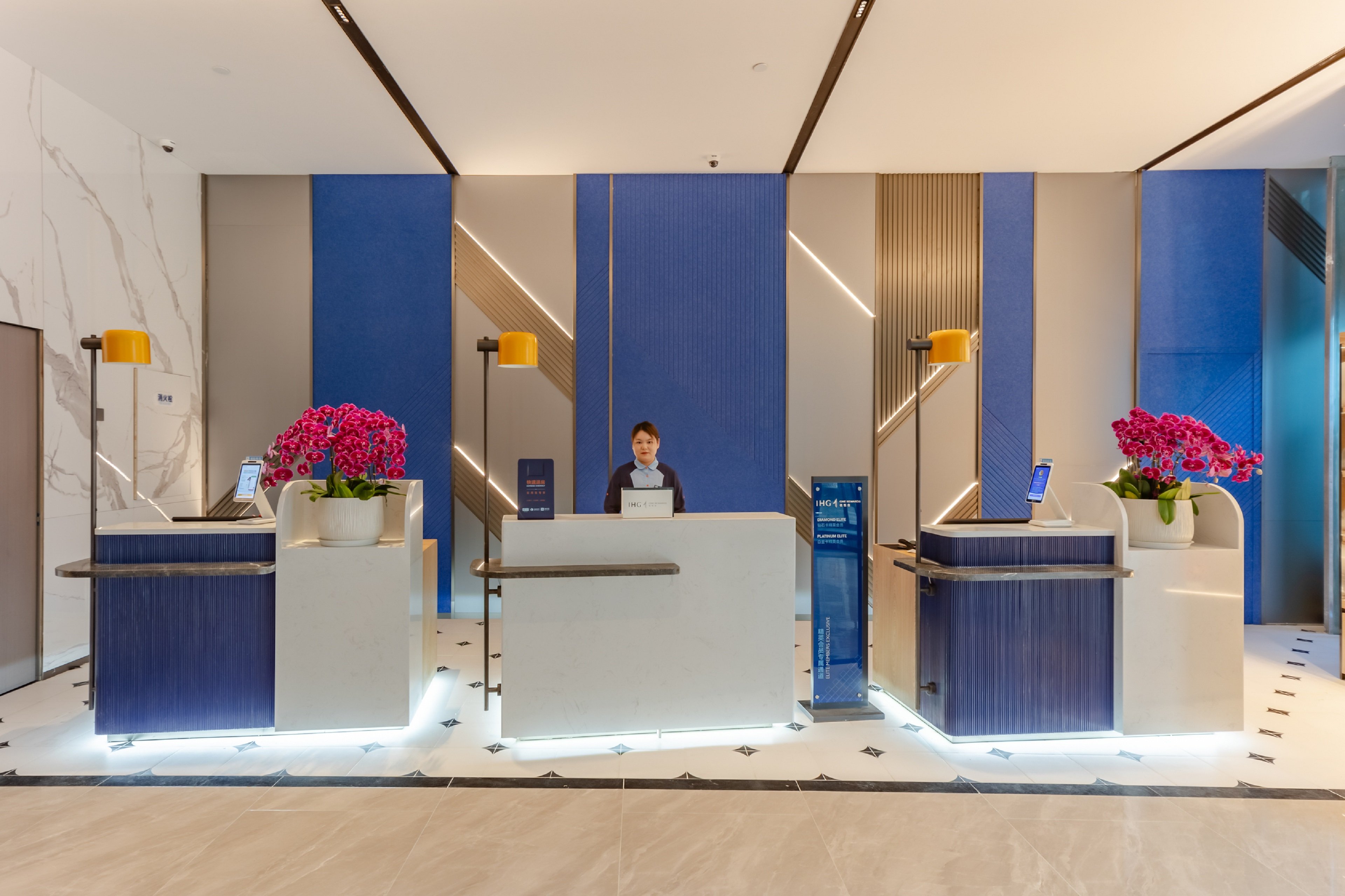 HOLIDAY INN EXPRESS HEFEI DOWNTOWN 17/80