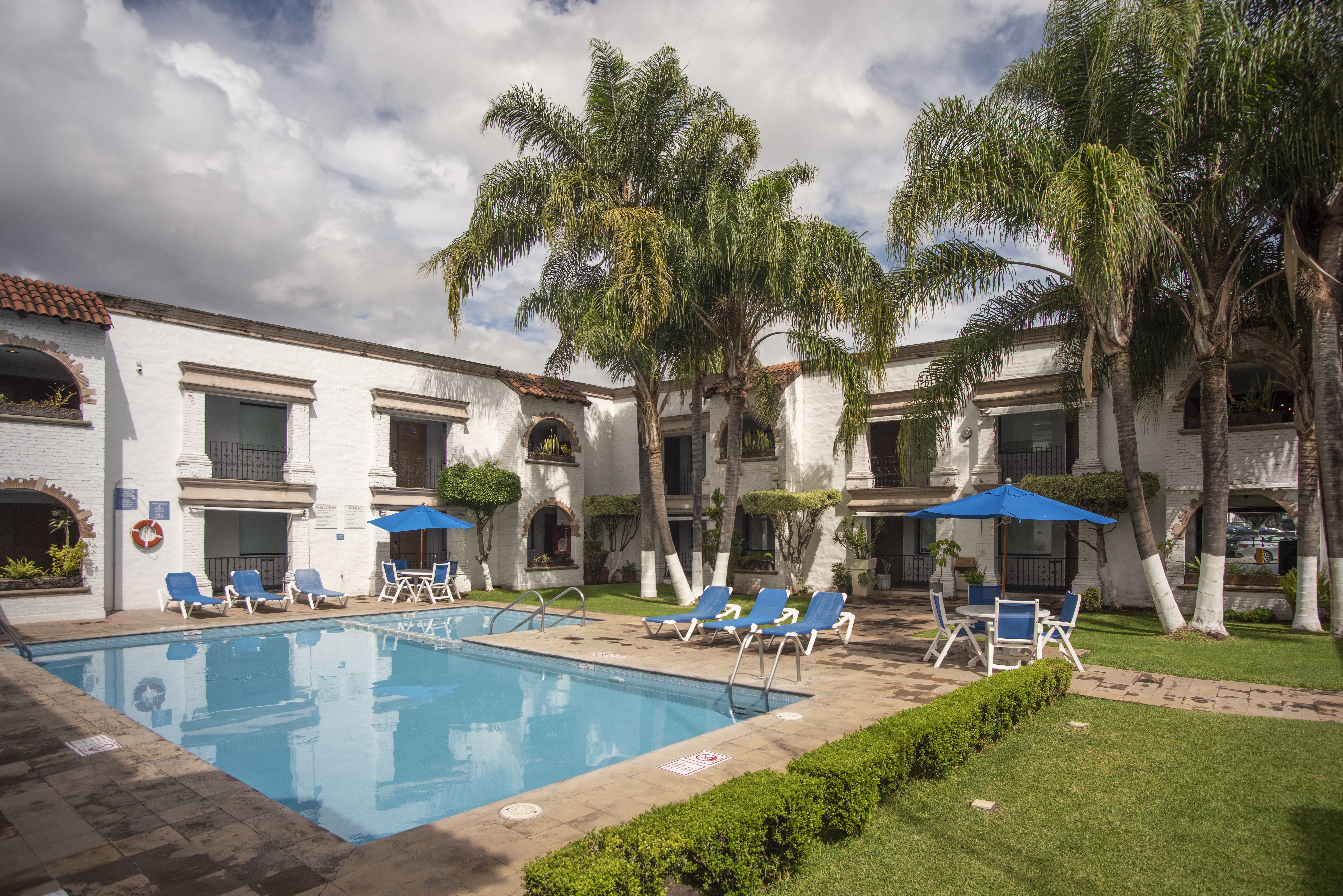 Holiday Inn Express - Morelia 75/76