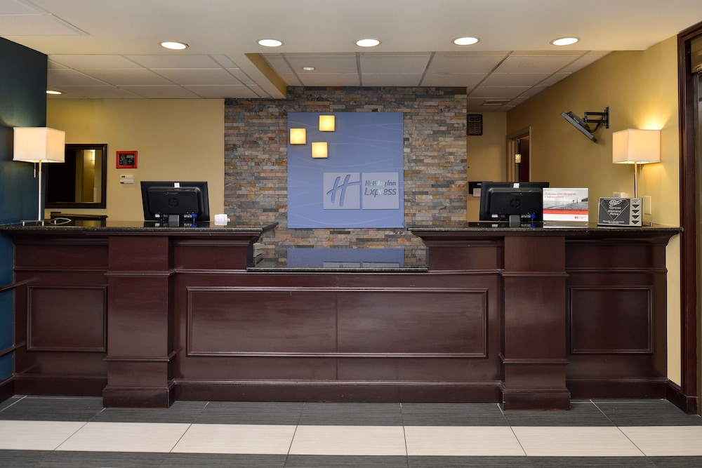 Lobby at Holiday Inn Express & Suites Austin SW - Sunset Valley, an IHG Hotel, AUSTIN - TX
