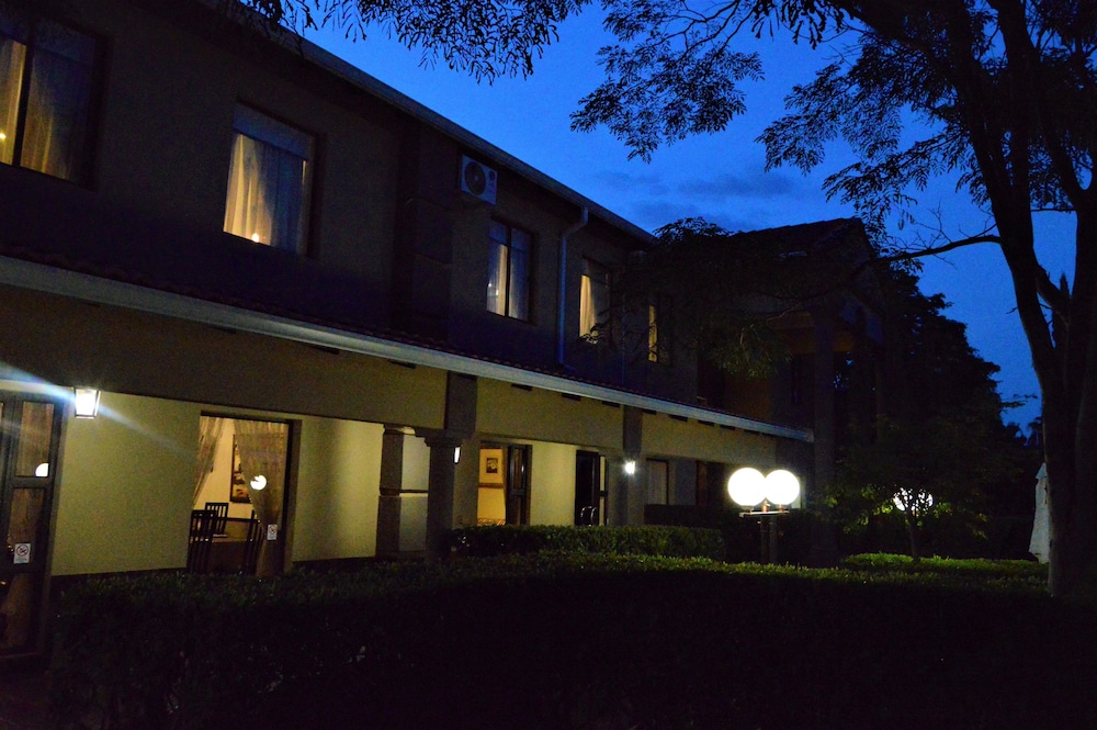 Constantia Manor Guesthouse 5/77