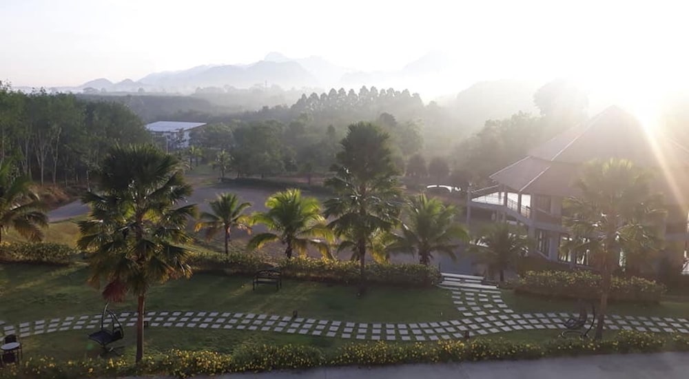 Takhun Mountain View Hotel 57/66