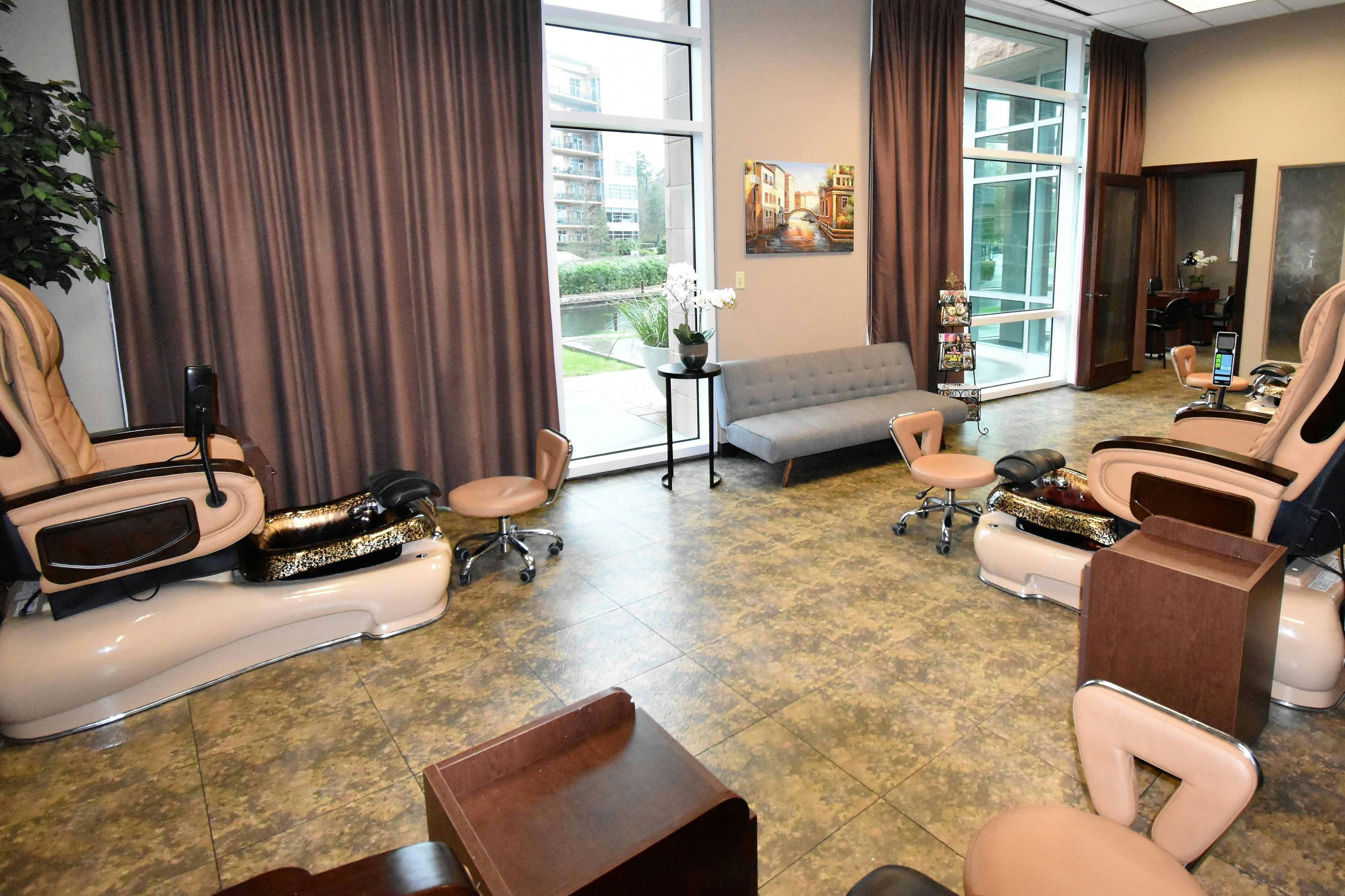 The Woodlands Waterway Marriott Hotel And Convention Center 8/24