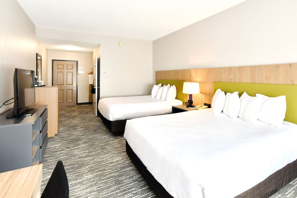 Country Inn and Suites By Radisson Mount Morris NY 8/28