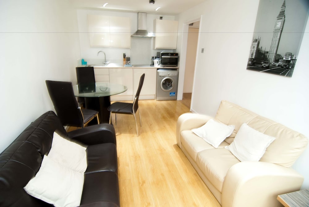 Southampton Serviced Apartment 34/47