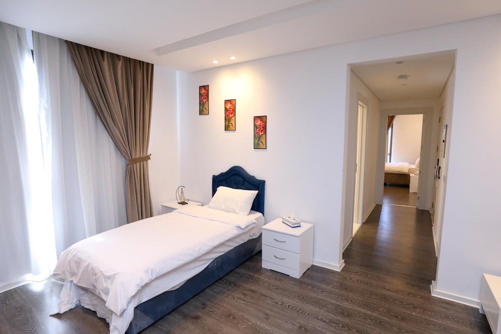 Magic Suite Hotel Salmiya 10/51
