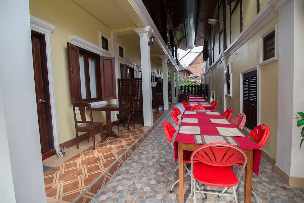 Villa Somphong 42/50