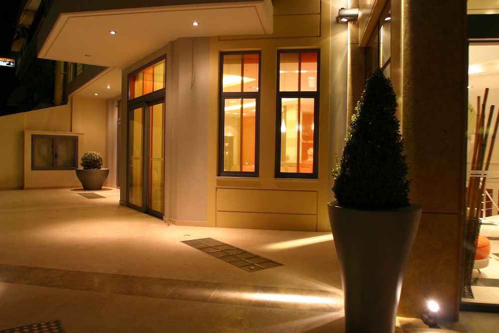 ALEXANDROS BOUTIQUE HOTEL 32/70