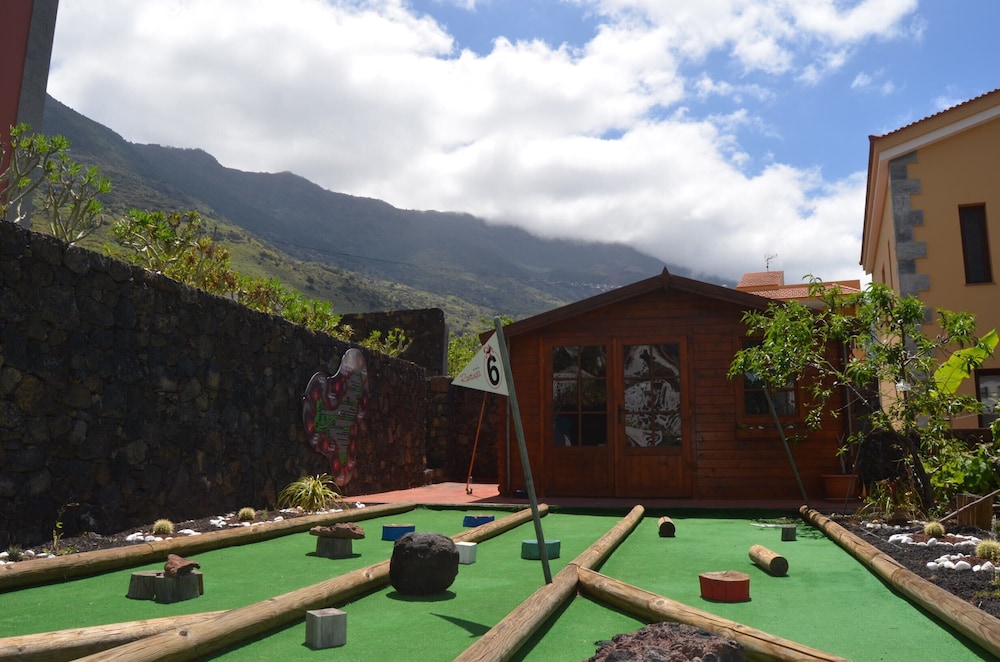 Apartamentos Los Verodes 46/50