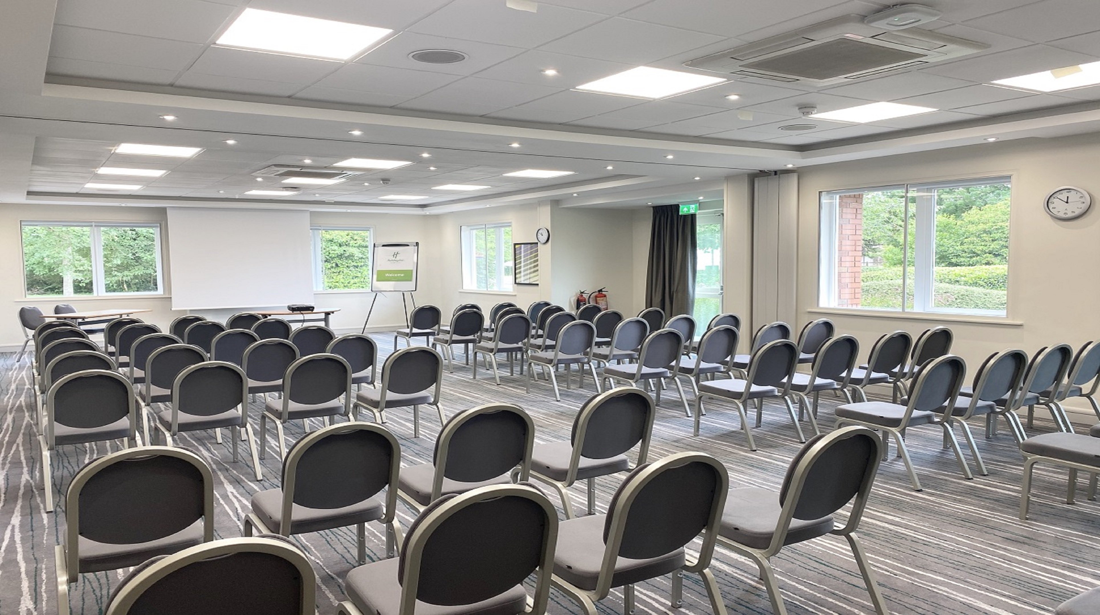Holiday Inn Aylesbury 54/60