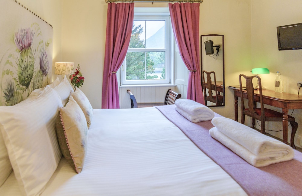 Loch Leven Hotel 7/50