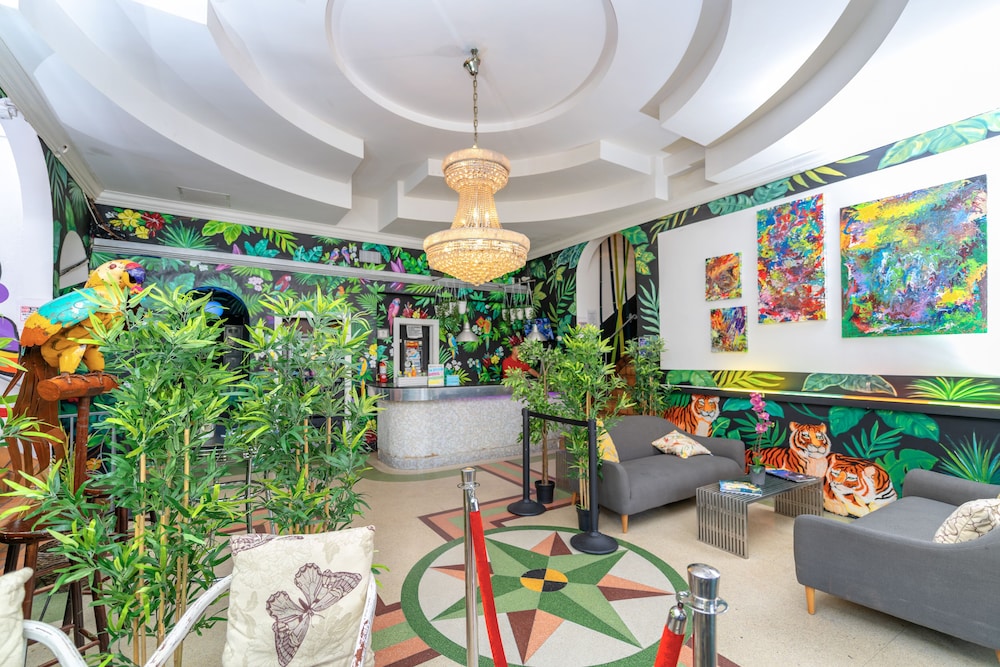 South Beach Rooms and Hostel 29/48