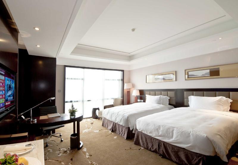Deluxe, 2 Double Beds