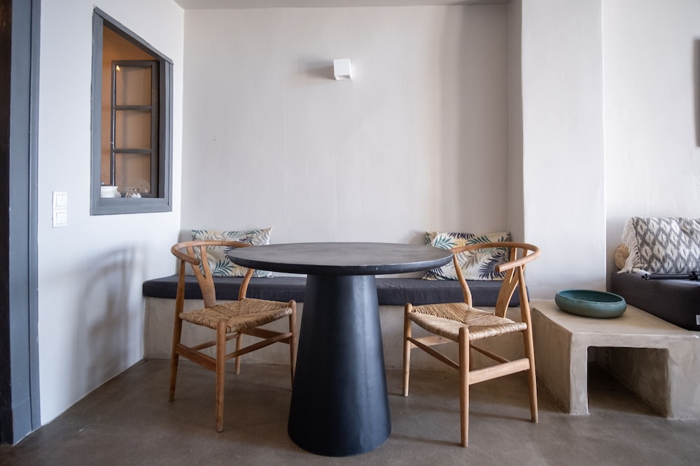 Alafouzou Cave Loft 17/38