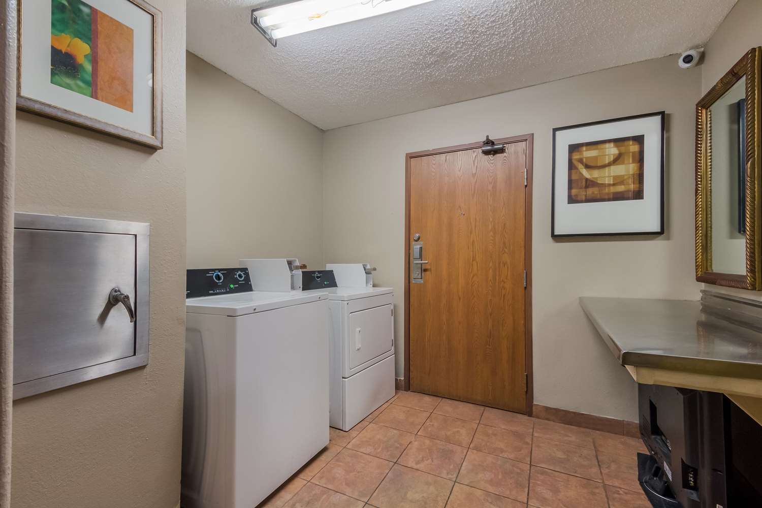 Econo Lodge San Antonio Near SeaWorld - Medical Center 7/40