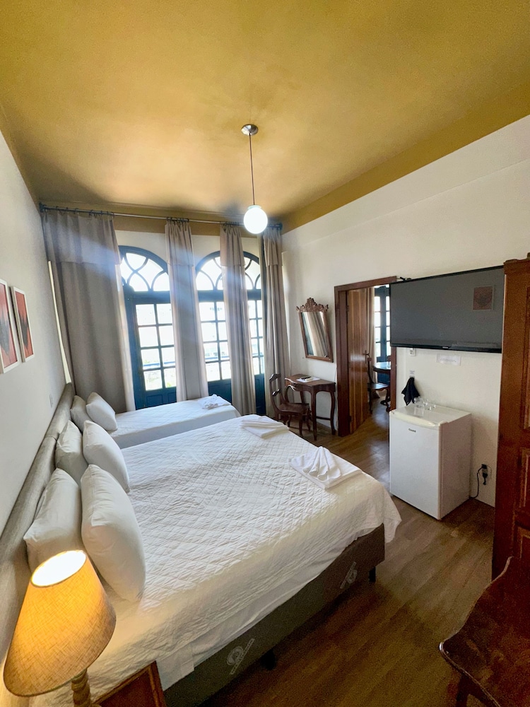 Hotel Lenheiros 27/61