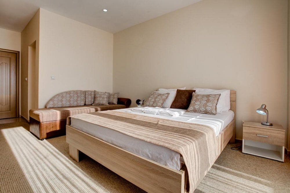 Hotel Zan 18/32