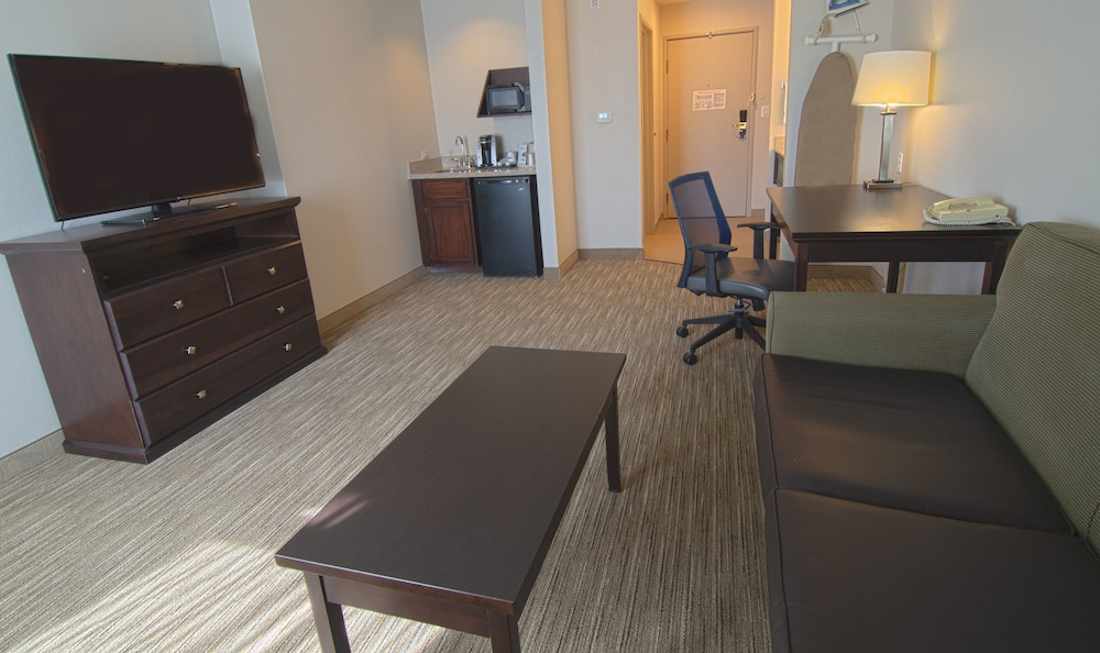 Holiday Inn Express Hotel And Suites Chicago Libertyville 61/63