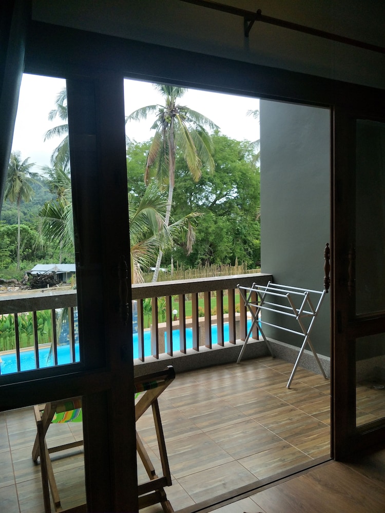 Lanta Infinity Resort 25/50