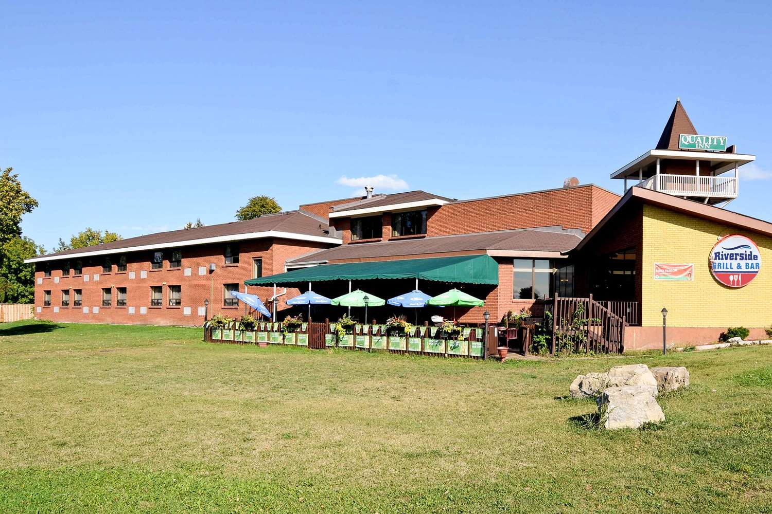 Ramada by Wyndham Arnprior 27/27