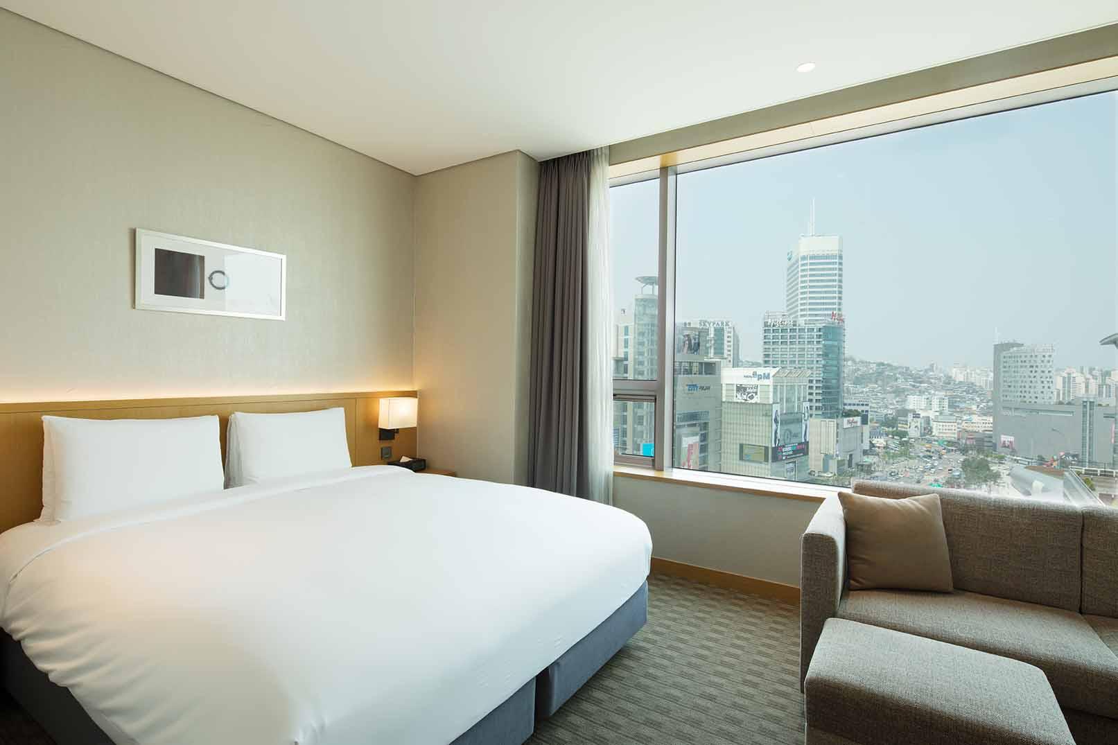 Deluxe Double High Floor
