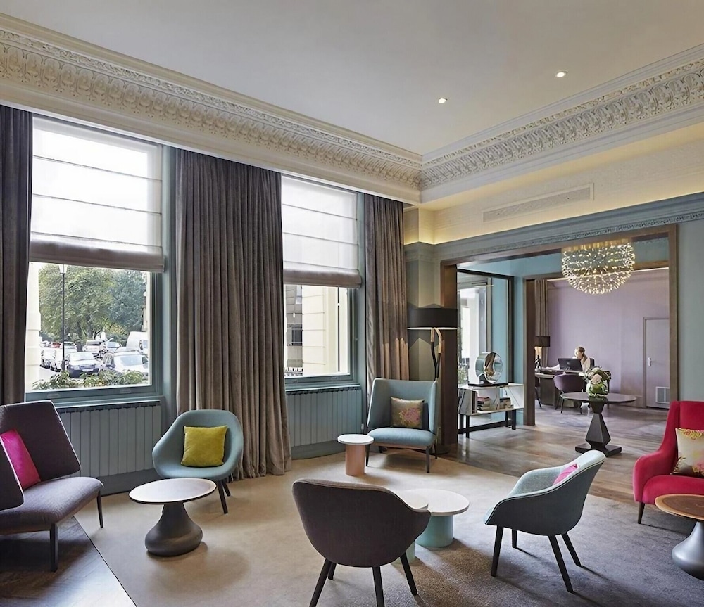 Signature Townhouse Hyde Park 50/62
