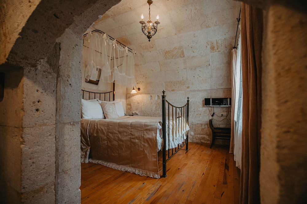 Melekler Evi 25/78