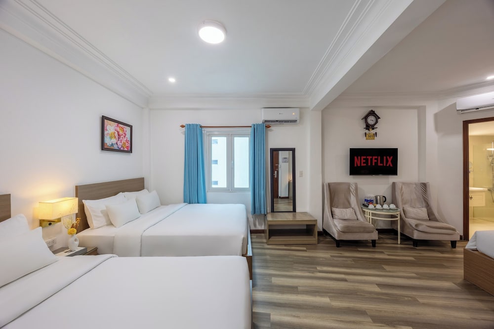FAMILY SUITE