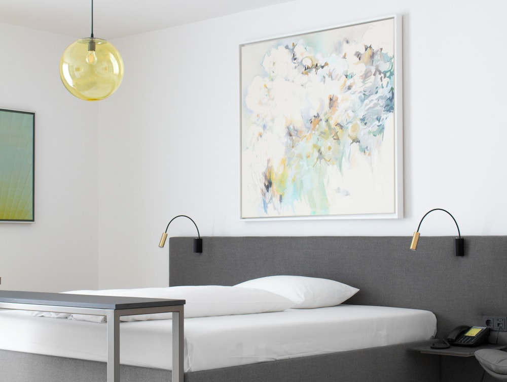 LendHotel 13/41