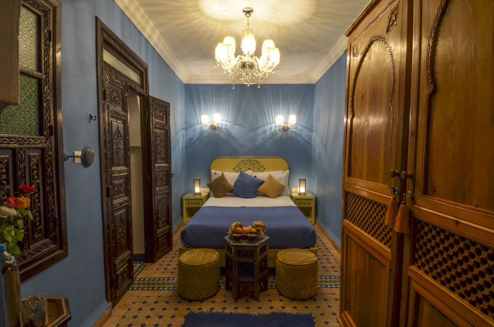 Riad Ben Tachfine 16/50