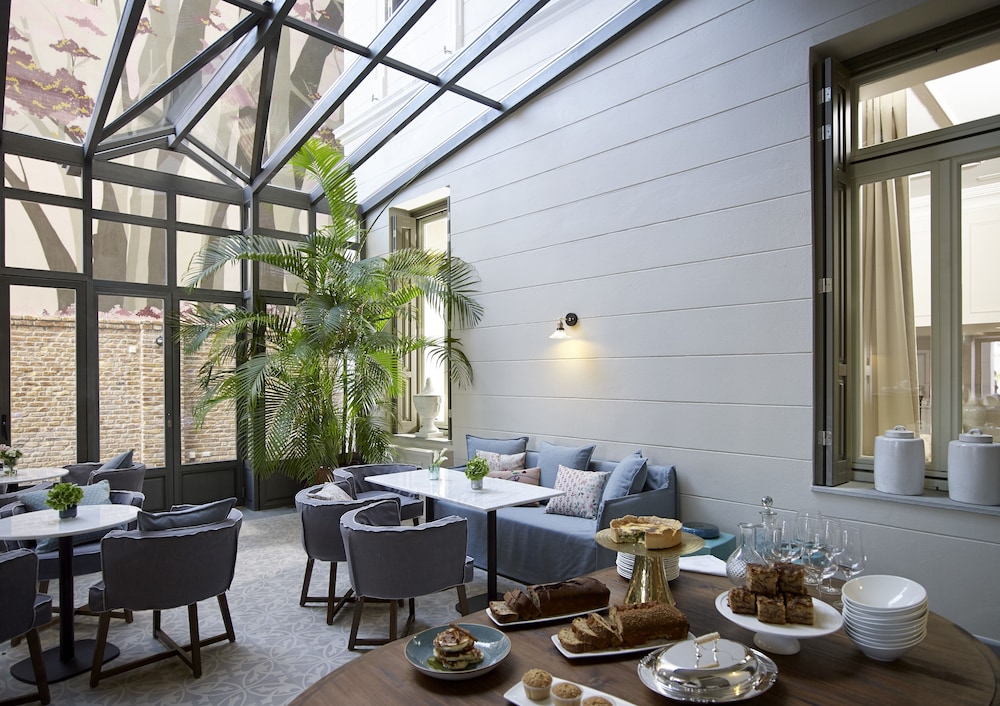 MARPESSA SMART LUXURY HOTEL 64/74