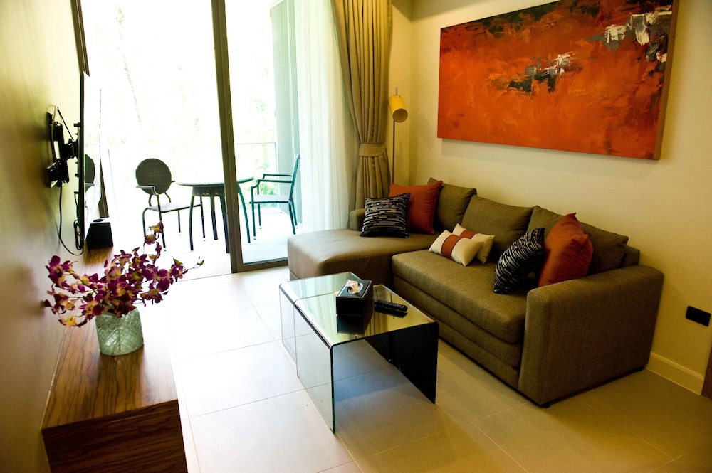 Oceanstone by RESAVA 33/50