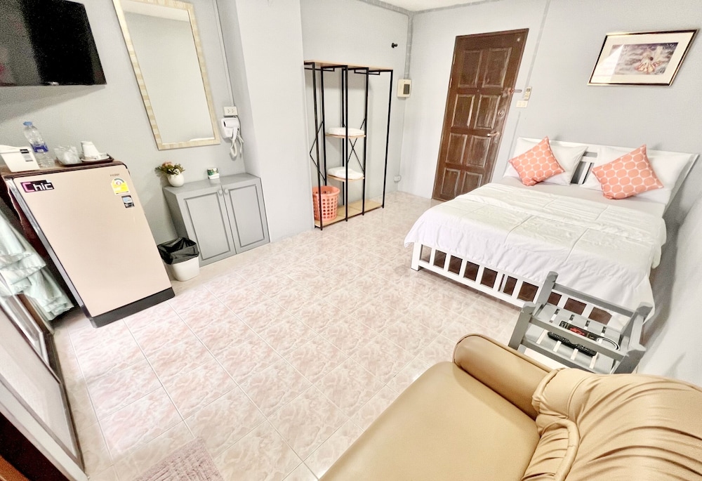 Penyos Residence 51/73