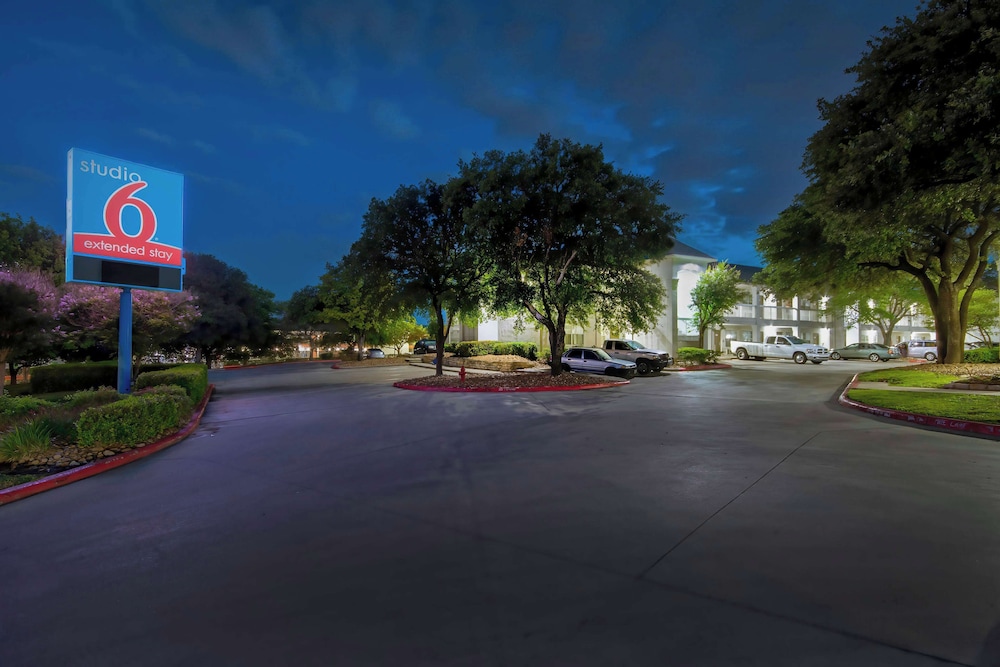 Studio 6 Extended Stay - San Antonio, TX - Six Flags 49/58