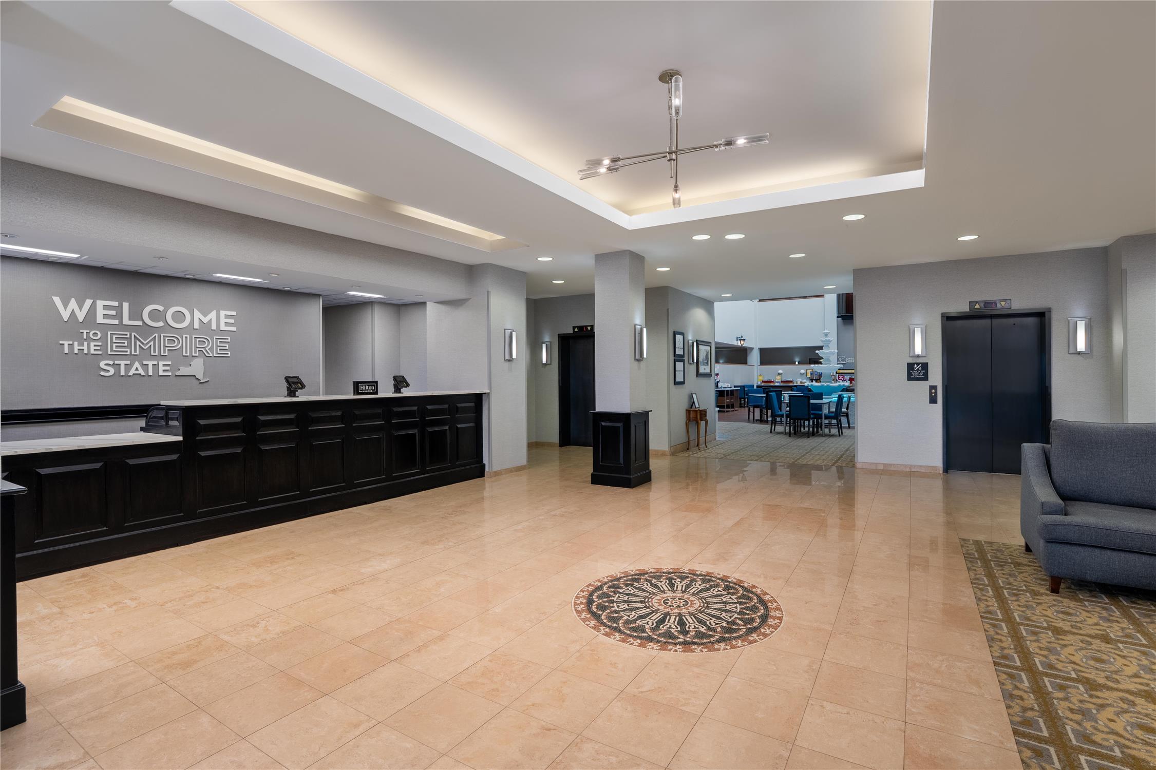 Hampton Inn And Suites Rockville Centre 20/85