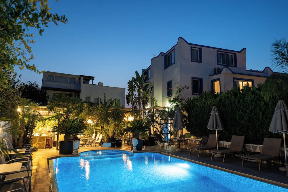Artunc Boutique Hotel 2/50