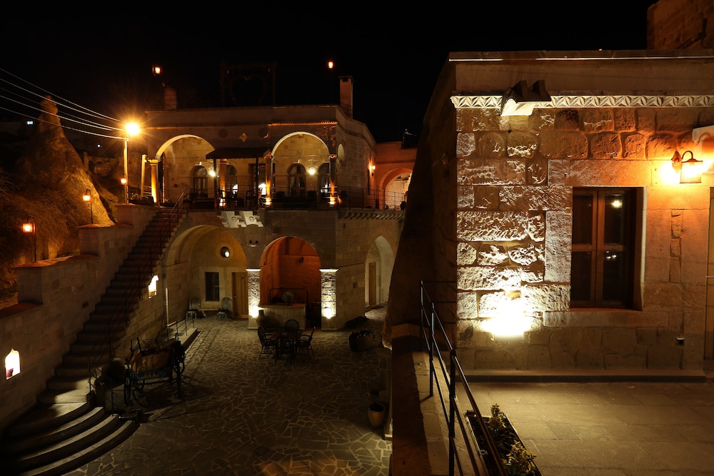 Mahzen Cave Hotel 41/55