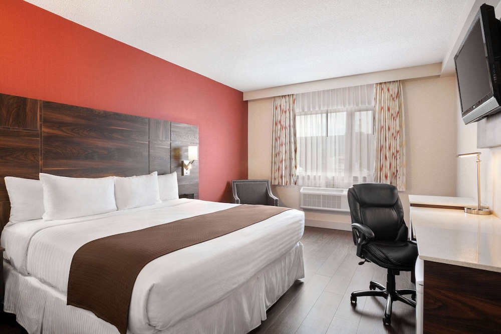 غرفة بسرير كينج، Baymont by Wyndham Medicine Hat 3/10
