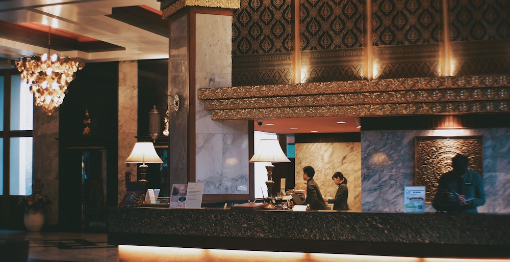 Napalai Hotel 10/73