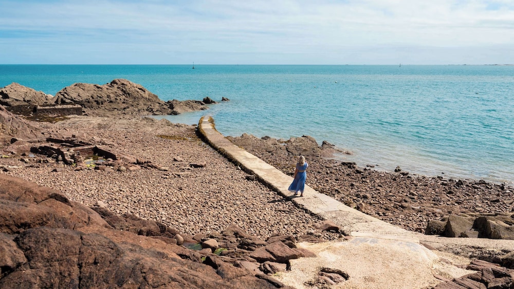 Radisson Blu Waterfront Hotel, Jersey 53/57