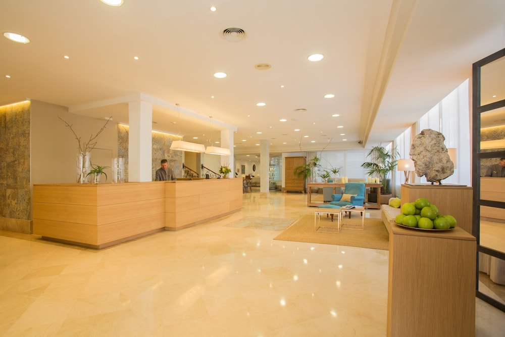 Universal Hotel Neptuno - Adults Only 9/69