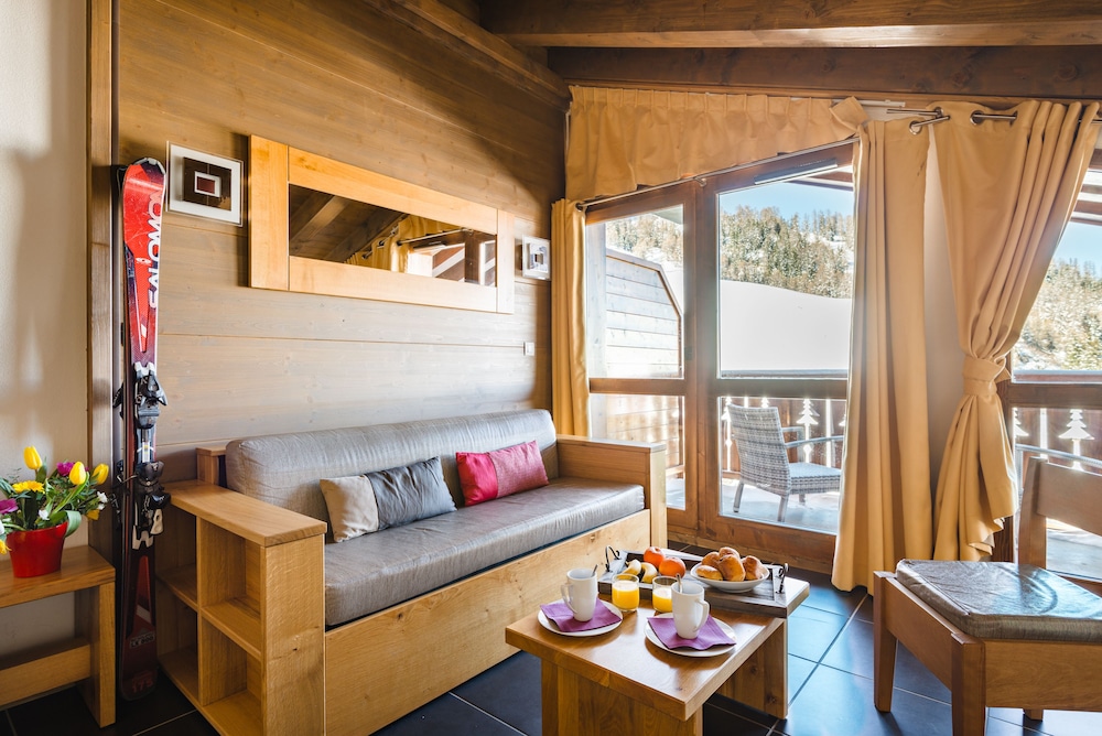 RESIDENCE LAGRANGE VACANCES LES CHALETS EDELWEISS(FORMERLY RESIDENCE LES CHALETS EDELWEISS) 18/35