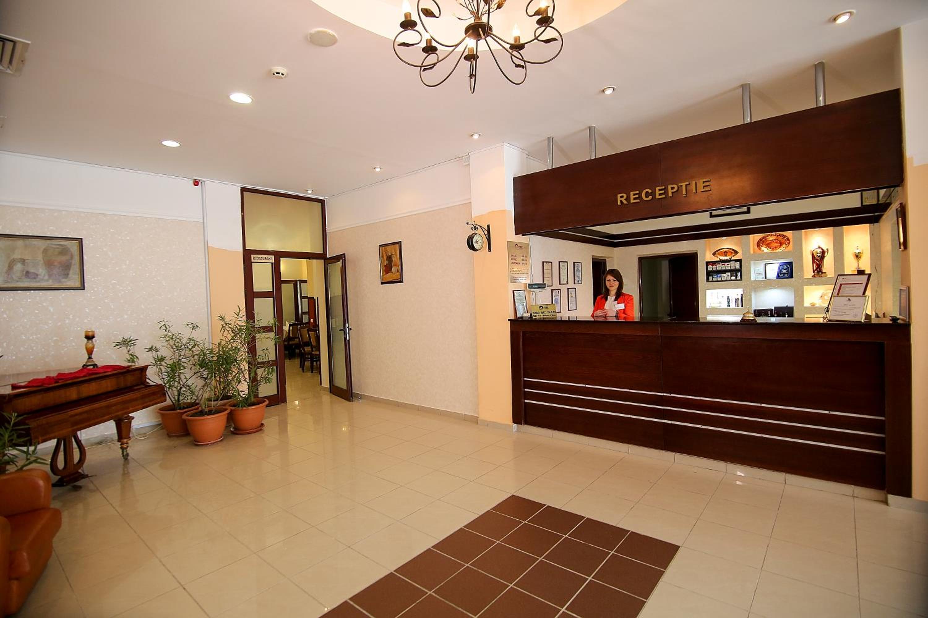 Ciric Hotel 6/46
