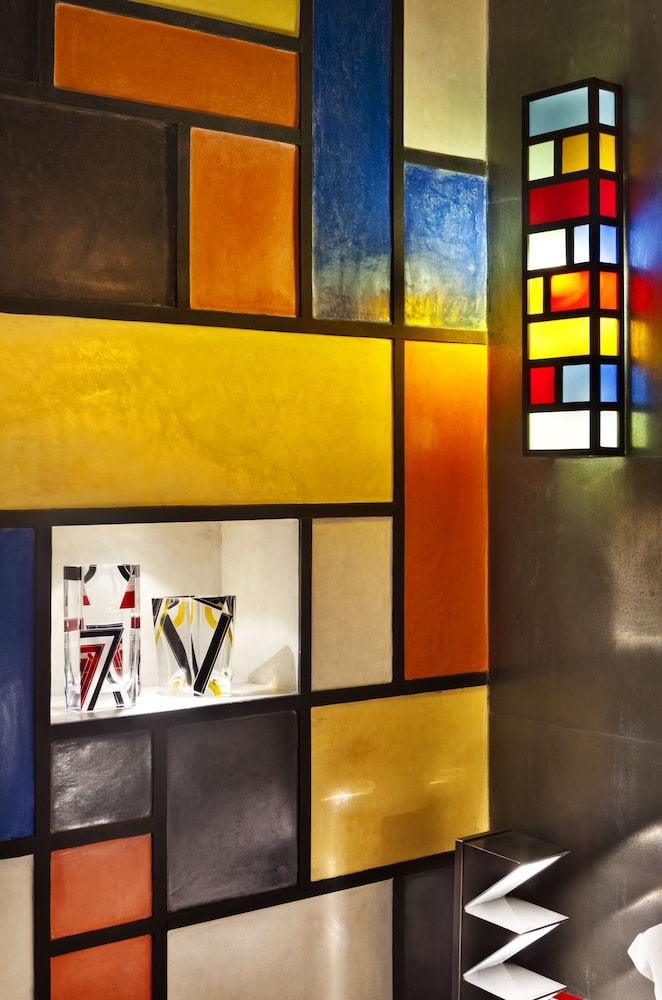 Villa Makassar Art Deco Hotel Spa 3/49