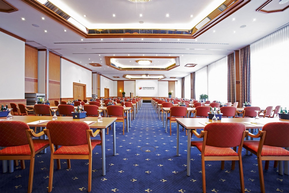 Hotel Esperanto 60/69