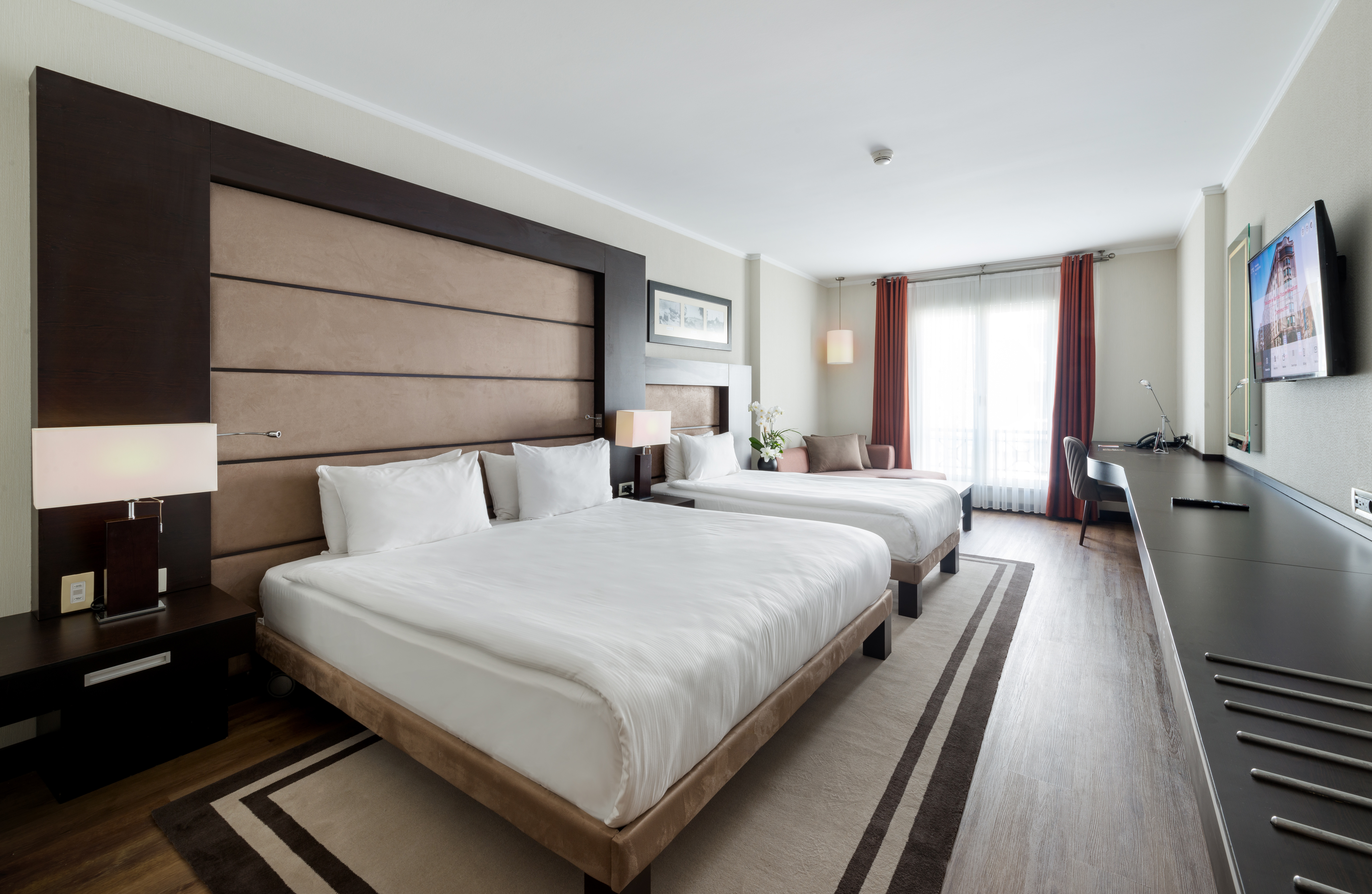 غرفة سوبيريور ثلاثية بسرير مزدوج، Ramada Plaza By Wyndham Istanbul City Center 2/7